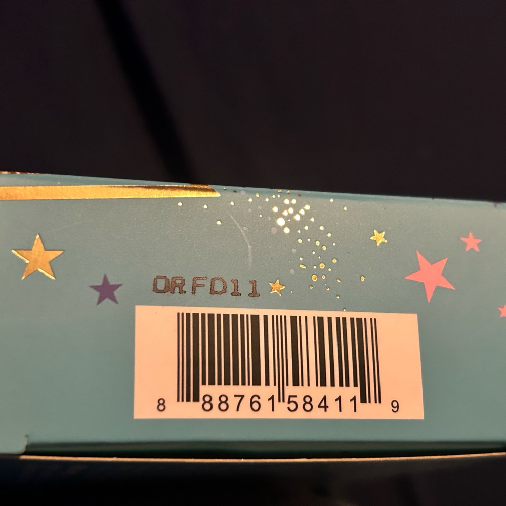 Glow up, glim up mega makeup palette- FMG - Picture 4 of 9